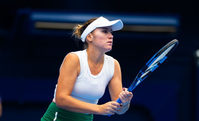 郑钦文晋级东京WTA500决赛，将对阵肯宁争夺冠军